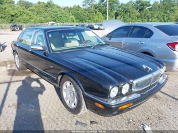  Salvage Jaguar Xj8