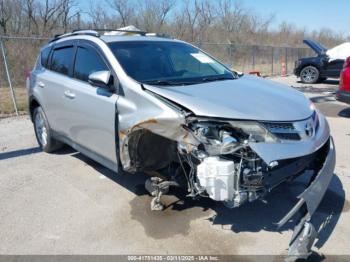  Salvage Toyota RAV4
