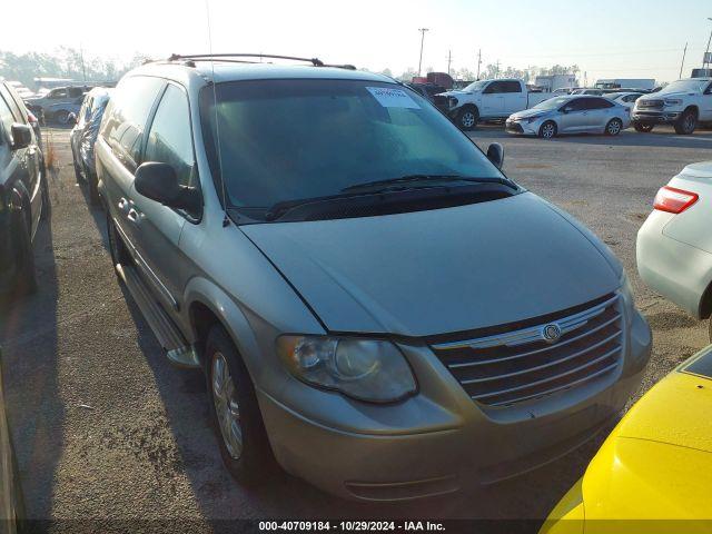  Salvage Chrysler Town & Country