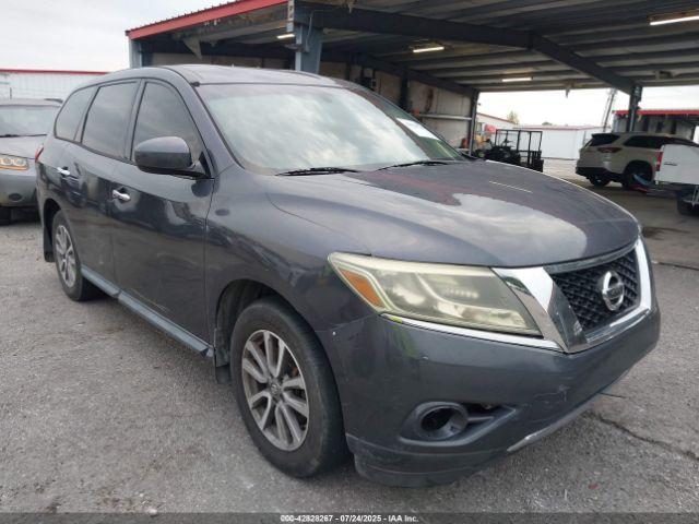  Salvage Nissan Pathfinder