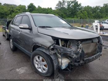  Salvage Kia Sorento