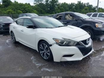  Salvage Nissan Maxima