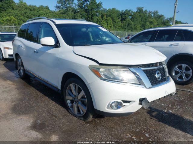  Salvage Nissan Pathfinder
