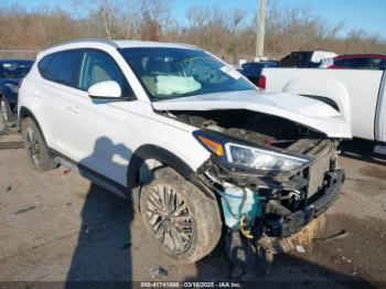  Salvage Hyundai TUCSON