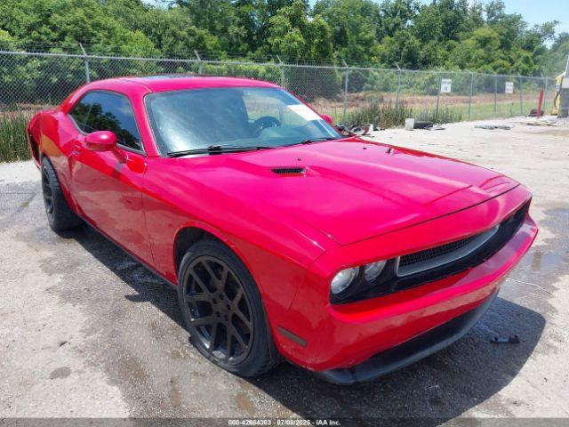  Salvage Dodge Challenger