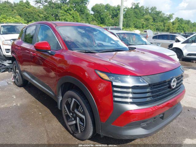  Salvage Nissan Kicks