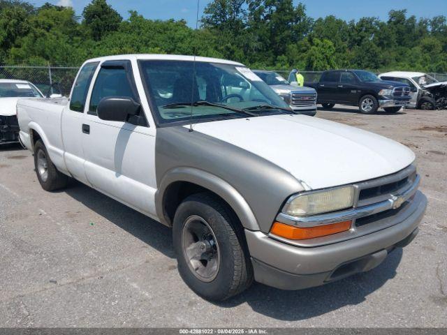  Salvage Chevrolet S-10