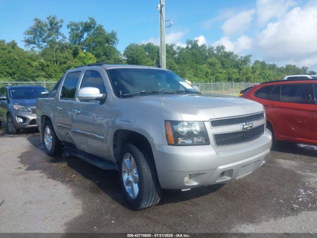 Salvage Chevrolet Avalanche 1500