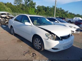  Salvage Toyota Camry