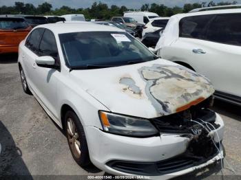  Salvage Volkswagen Jetta