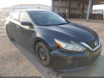  Salvage Nissan Altima