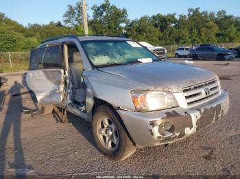  Salvage Toyota Highlander
