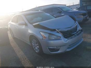  Salvage Nissan Altima