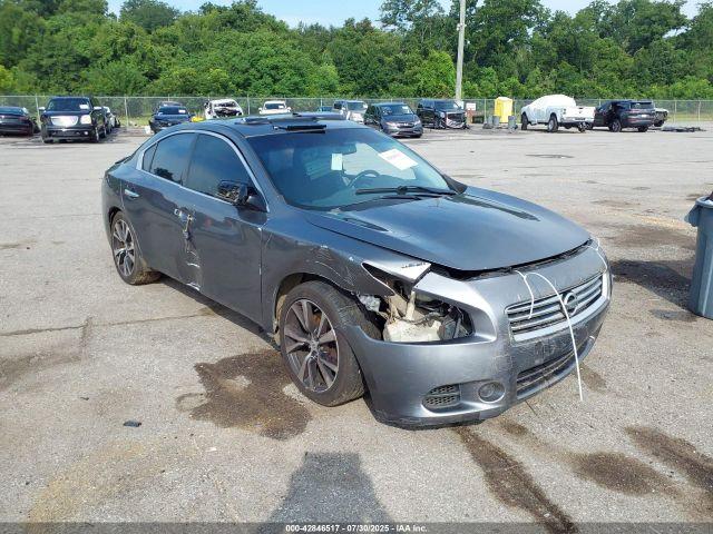  Salvage Nissan Maxima