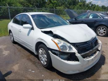  Salvage Nissan Altima