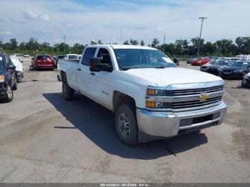  Salvage Chevrolet Silverado 2500