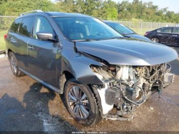 Salvage Nissan Pathfinder