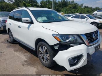  Salvage Nissan Pathfinder