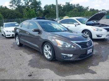  Salvage Nissan Altima