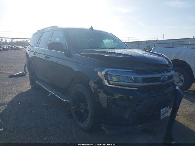  Salvage Ford Expedition