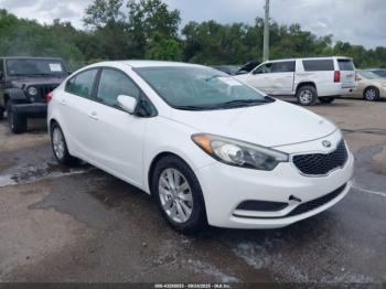  Salvage Kia Forte