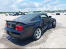 Ford Mustang Image 2