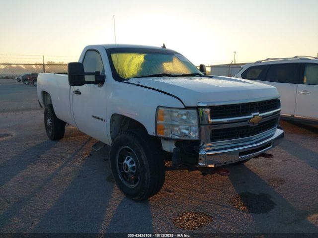  Salvage Chevrolet Silverado 2500