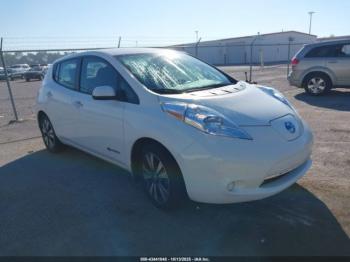  Salvage Nissan LEAF