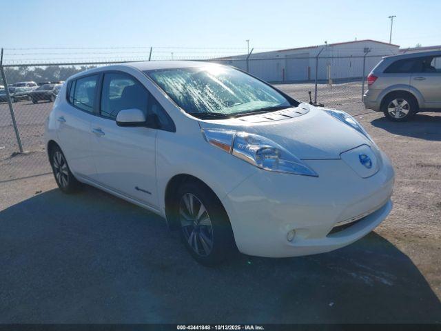  Salvage Nissan LEAF