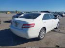 Toyota Camry Xle V6 Image 11