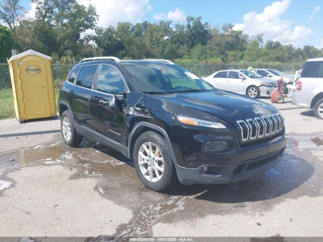  Salvage Jeep Cherokee