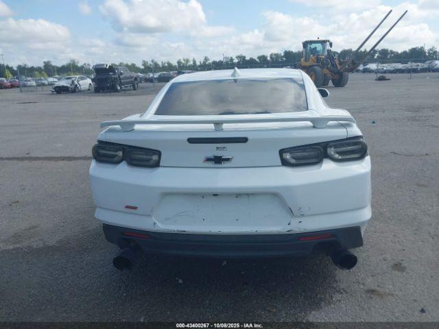 Chevrolet Camaro Rwd  1ss Image 2