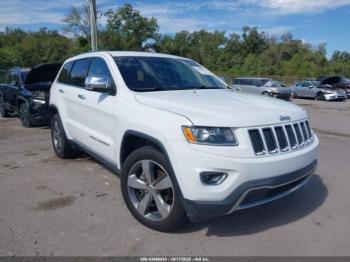  Salvage Jeep Grand Cherokee