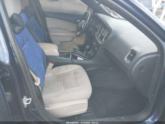 Dodge Charger Se Image 5