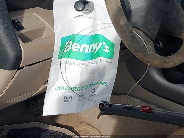 Toyota RAV4 Image 11