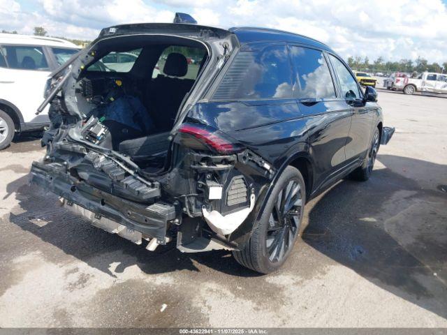 Lincoln Nautilus Reserve Image 19