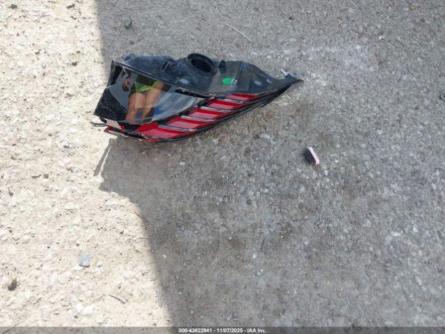 Lincoln Nautilus Reserve Image 17