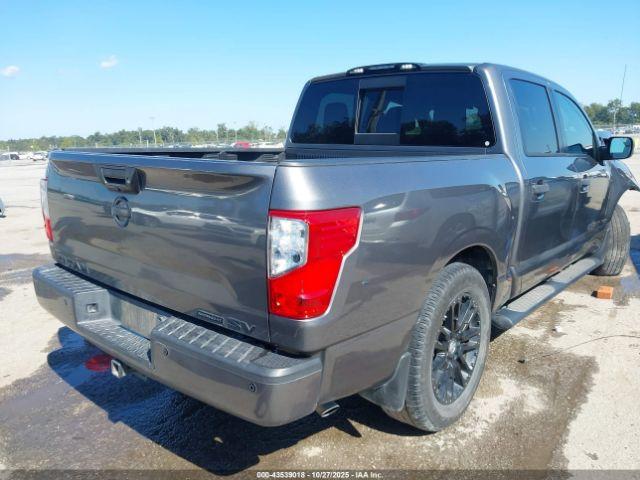 Nissan Titan Sv Image 3