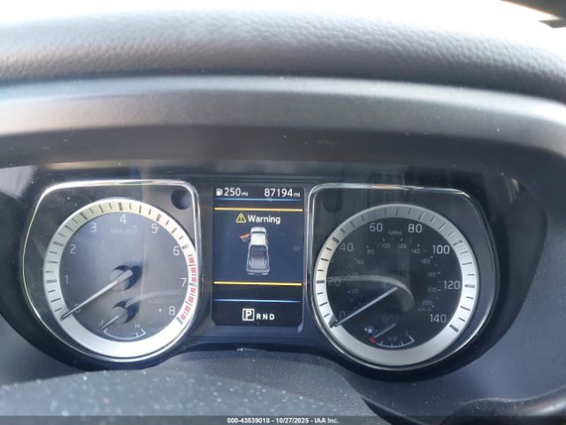 Nissan Titan Sv Image 10