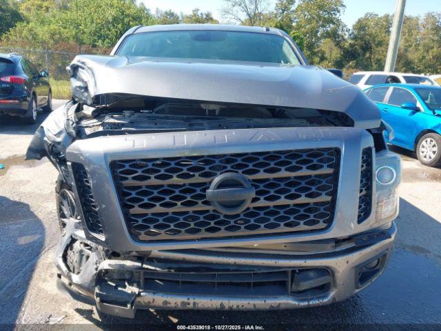 Nissan Titan Sv Image 12