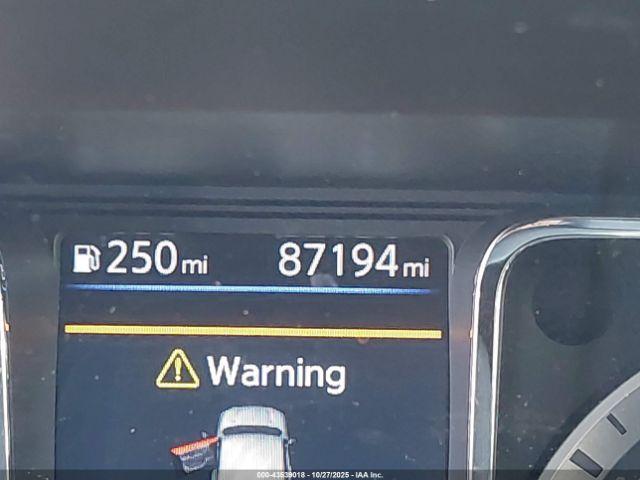 Nissan Titan Sv Image 14