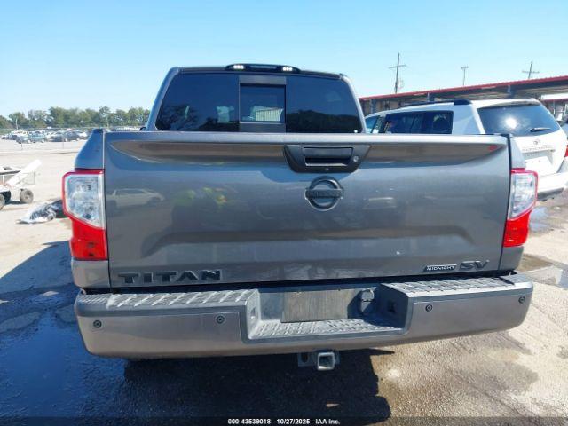 Nissan Titan Sv Image 16