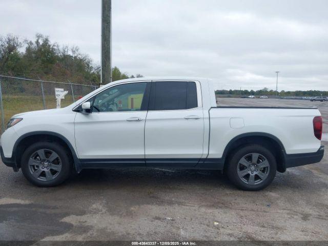 Honda Ridgeline Rtl-e Image 14