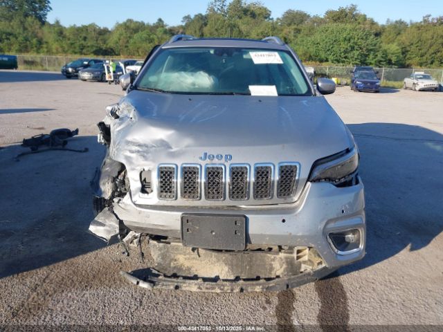 Jeep Cherokee Limited 4x4 Image 12
