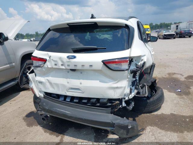 Ford Escape Se Image 15