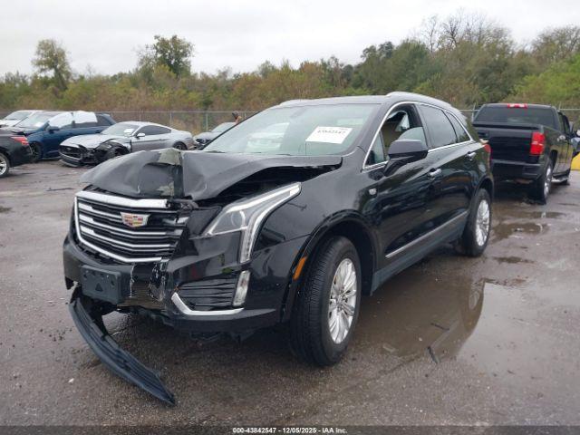 Cadillac XT5 Standard Image 6