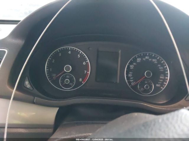 Volkswagen Passat 2.5l S Image 10