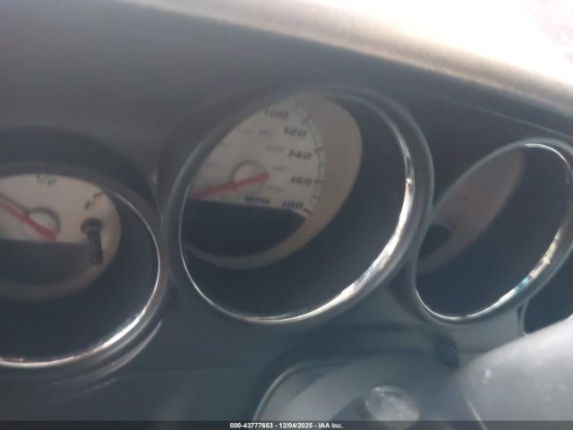 Dodge Challenger Srt8 Image 5