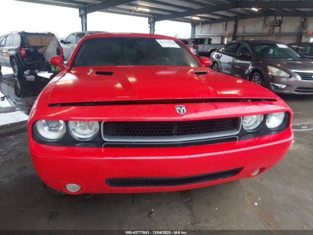 Dodge Challenger Srt8 Image 13