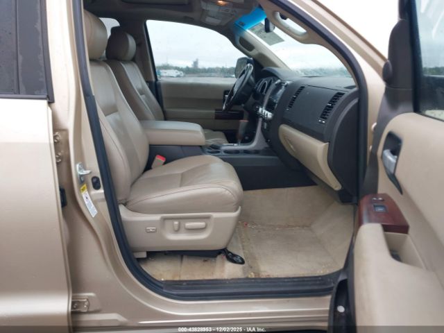 Toyota Sequoia Platinum 5.7l V8 Image 5
